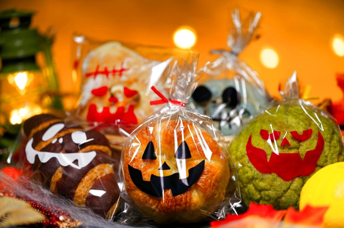 ハロウィーンパーティー パン袋　黒　100枚　150×200