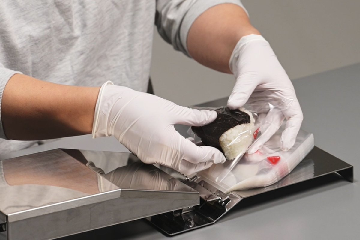 送風機　RYO-KUN　Fresh Air Packing Maker